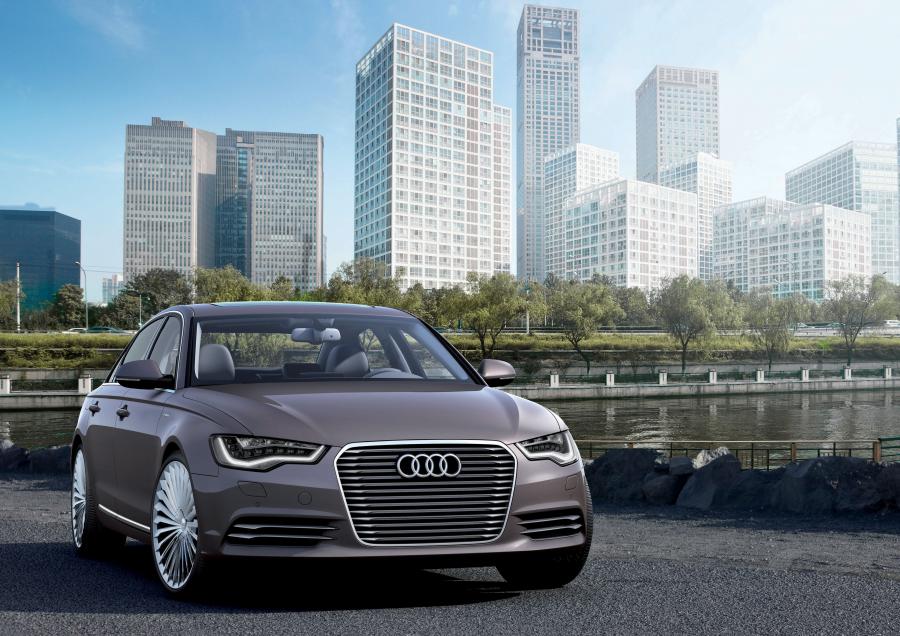  Audi A6 L e-Tron Concept (4G, C7) 2012 года  (фото 12 из 17)